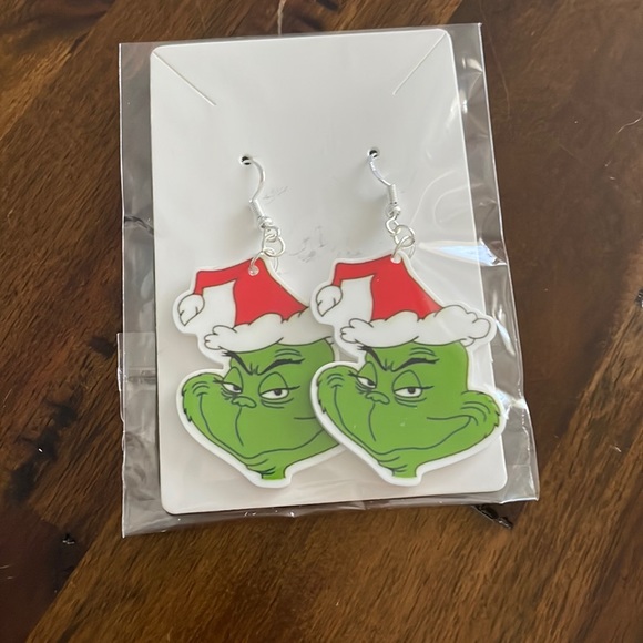 Home Made Jewelry - The Grinch Earrings Your the Mean One